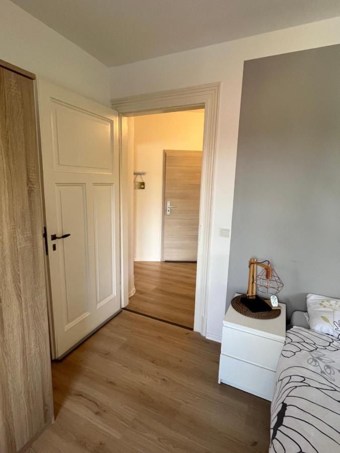 Moderne Wohlfuehl-Wohnung In Troisdorf Altenrath 外观 照片